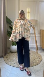 Ruffles blouse - Image 2
